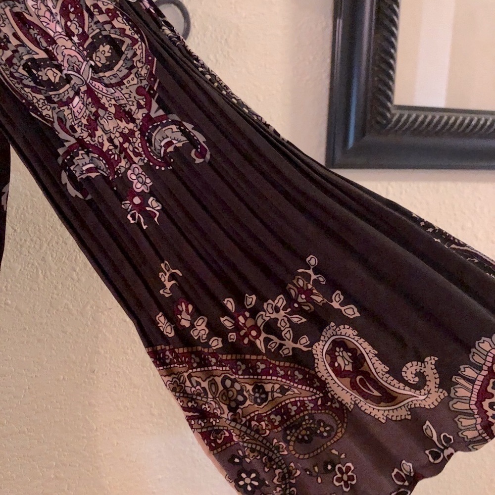EUC Signature by Larry Levine Blouse - Picture 6 of 6